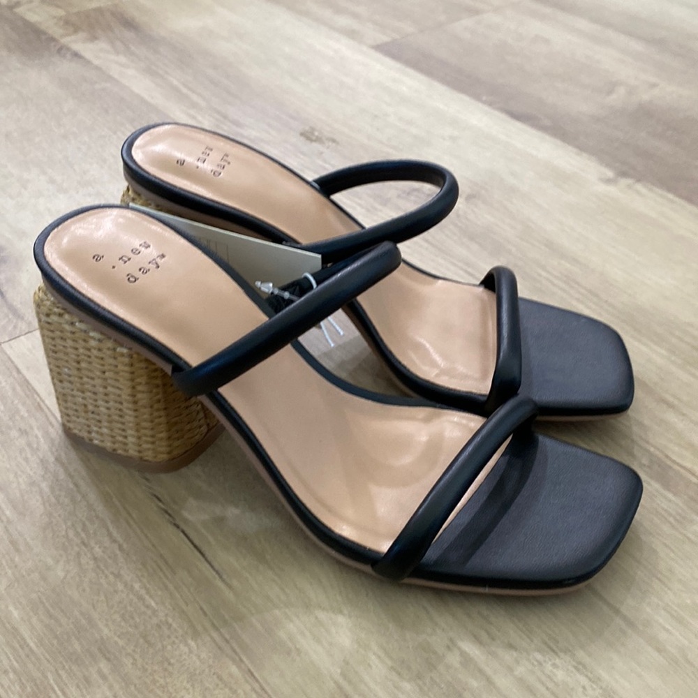 Strappy Black Heeled Sandals with Woven Block Heel Size 6.5 New Without Tags